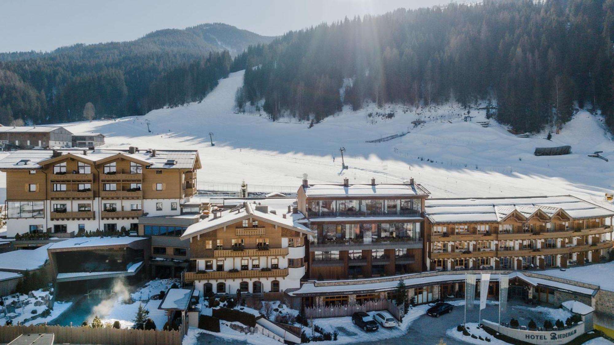 Hotel Riederalm ลีโอกัง ภายนอก รูปภาพ